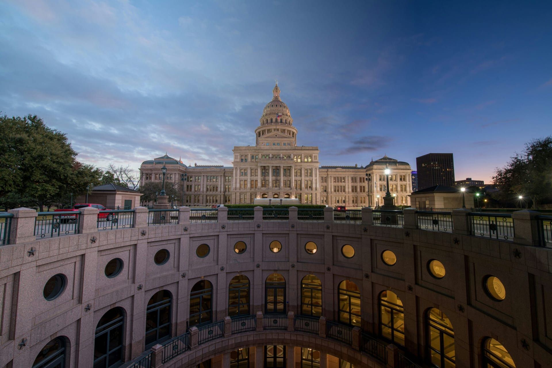 Texas Mobilizes to Counter New World Screwworm Threat with Coordinated State and Federal Efforts