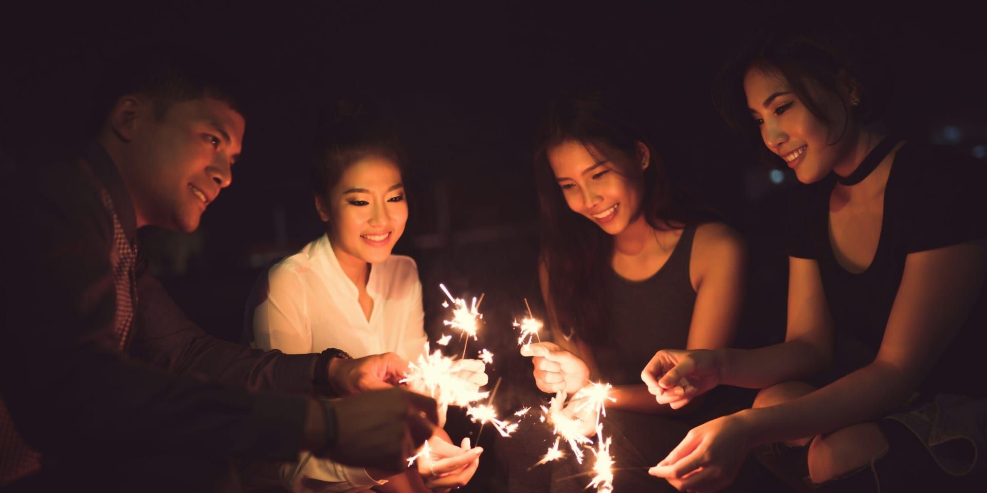 Holiday Celebrations and Student Concerts Highlight a Busy December 6 at U.S. Universities