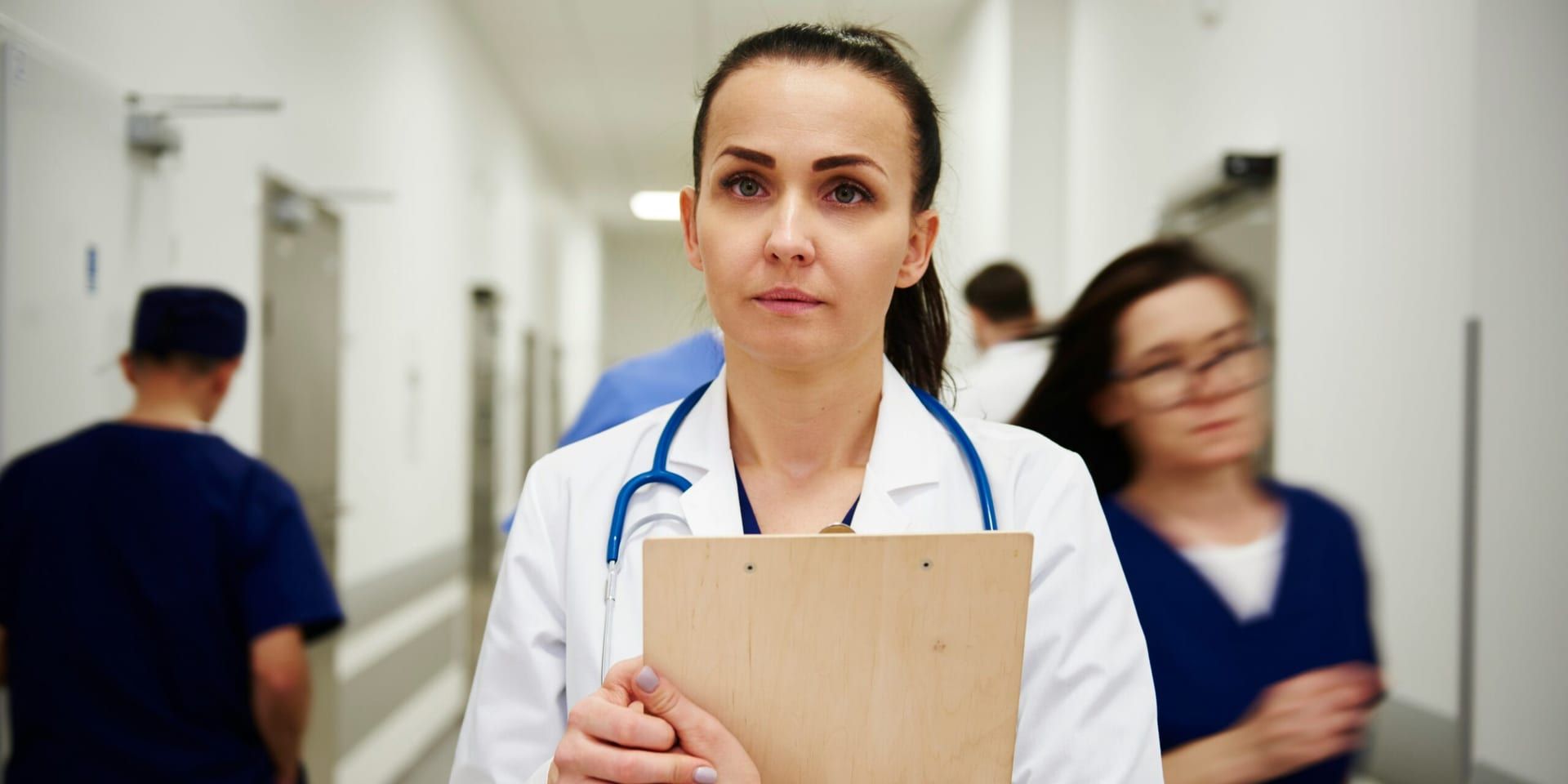 Thousands of Nurses Strike at Major New York Hospitals