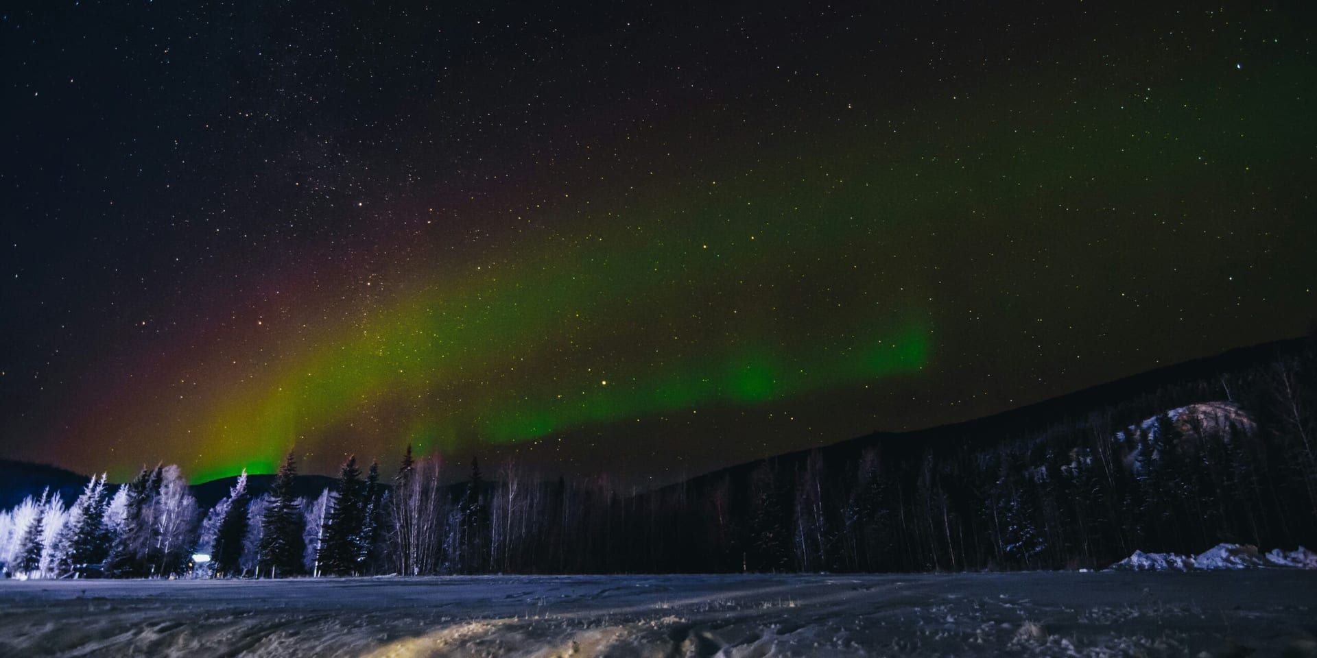 Rare Aurora Borealis Dazzles Texas Skies as Geomagnetic Storm Expands Reach Across 17+ U.S. States