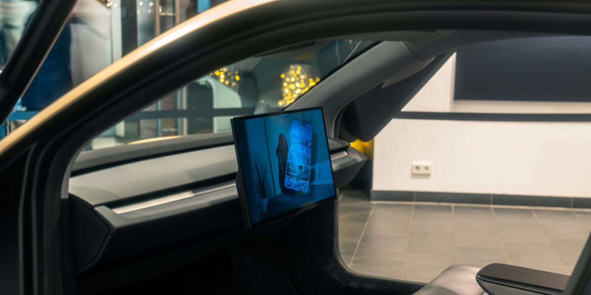 maxim-3sigc8kkwgq-unsplash-scaled-1786544813874.jpg