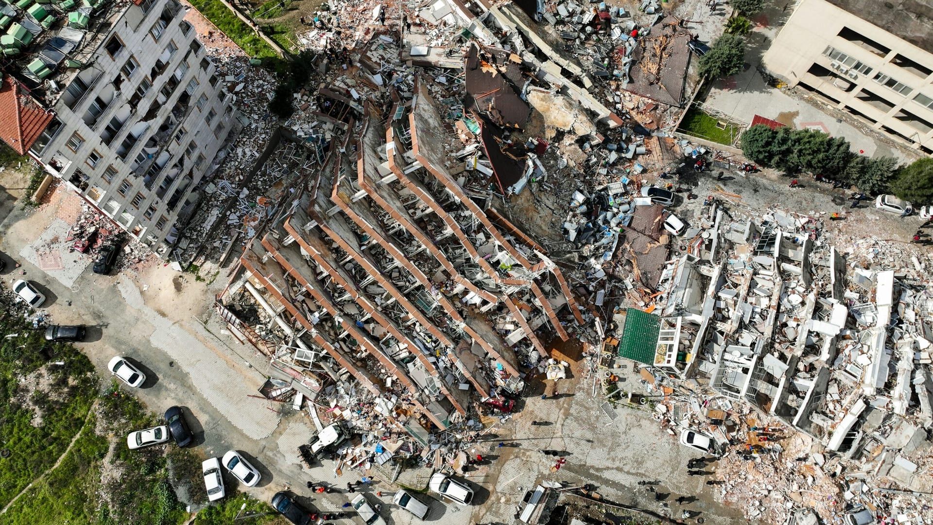Tornadoes Devastate Sanderson, Texas: Community Begins Recovery After EF3 Twister Injures 12