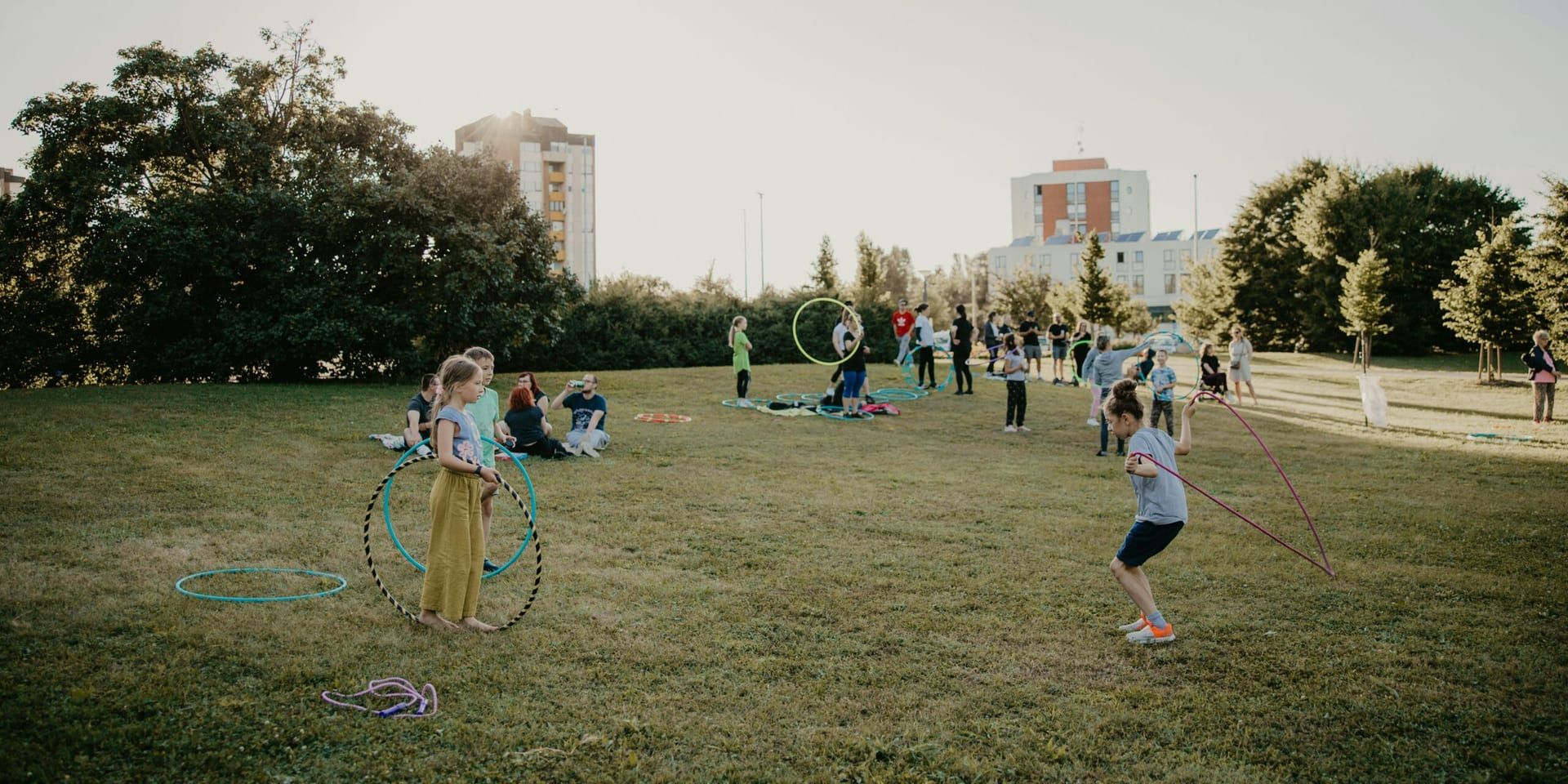 Fall Festival Fun Offers Families an Alternative to Screen Time — Experts Encourage Outdoor Social Activities