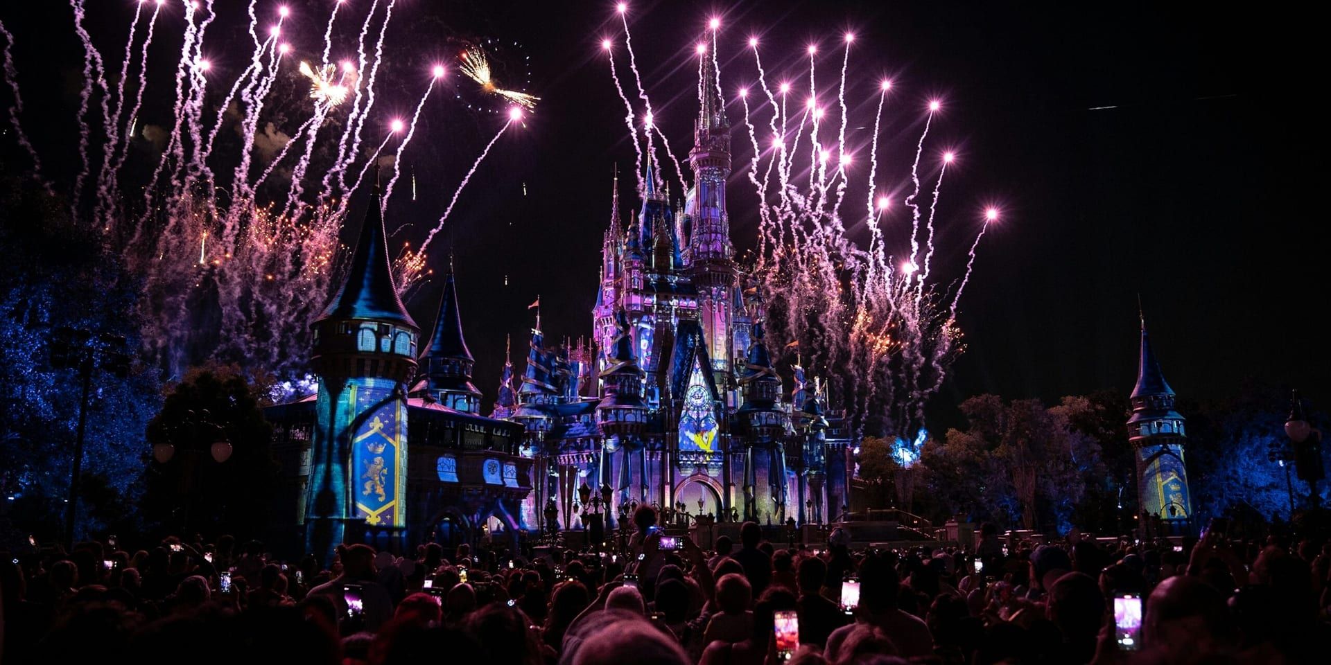 Holiday Performances and Seasonal Celebrations Bring Festive Cheer Across the U.S.