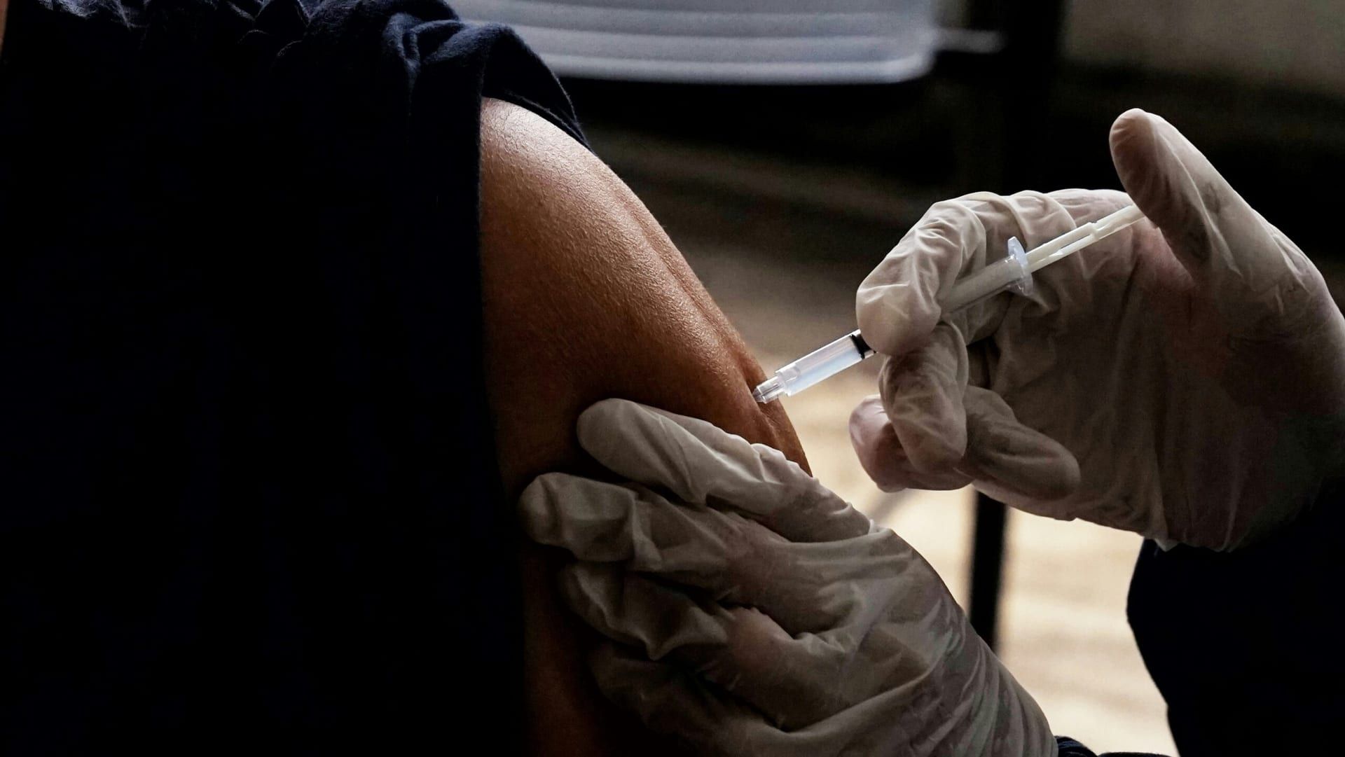 UK Expands Monkeypox Vaccination Efforts as Cases Rise